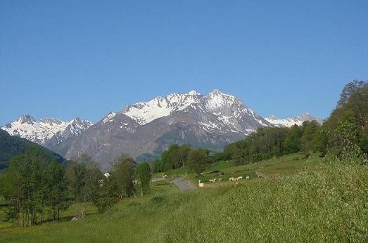 Nos gîtes en Val d'Azun dans les Pyrenees
